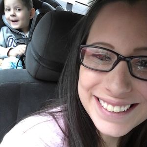 Meet your Posher, Niki